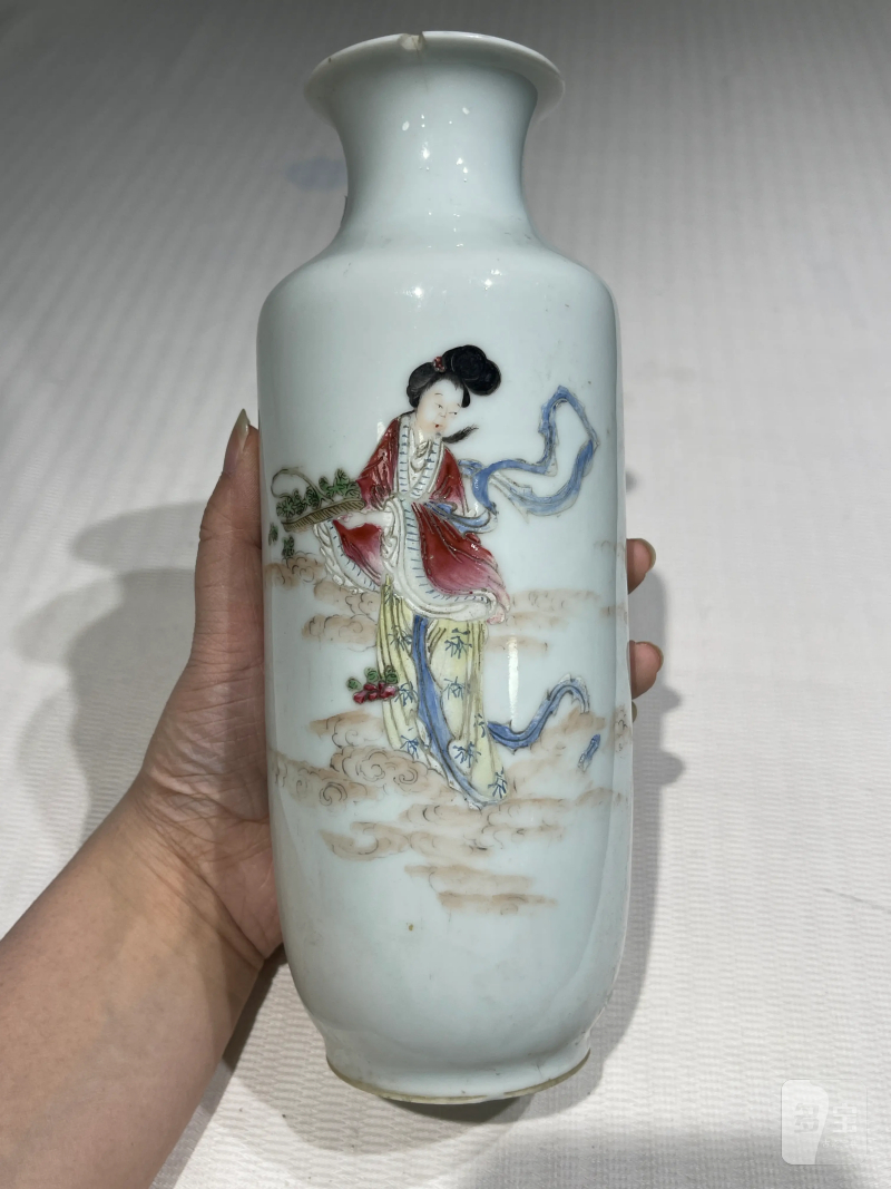 清代 粉彩人物纹瓷器一组十四件 - 图31